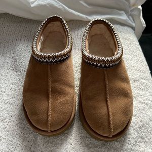 UGG TASMAN